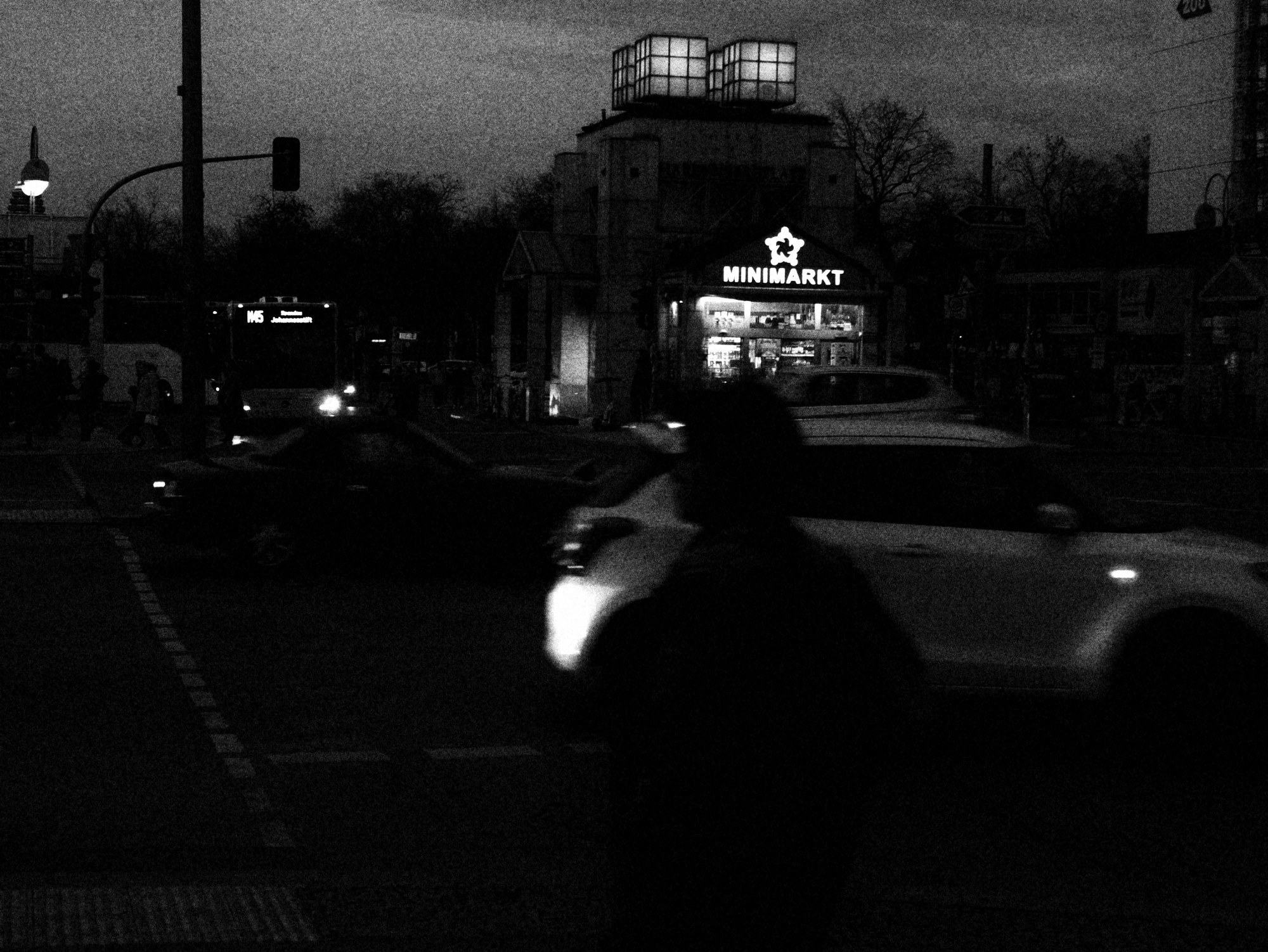 La misma esquina, segundo cuadro